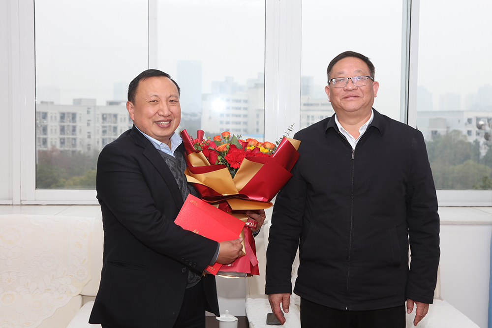 AEuO_1737210158790008688.jpg 20250117skxkw1.jpg