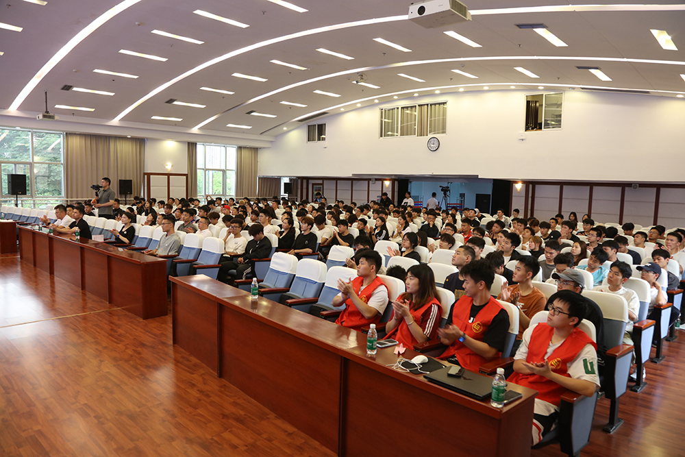 khEs_1746879547892048705.jpg 20250510gflt6.jpg