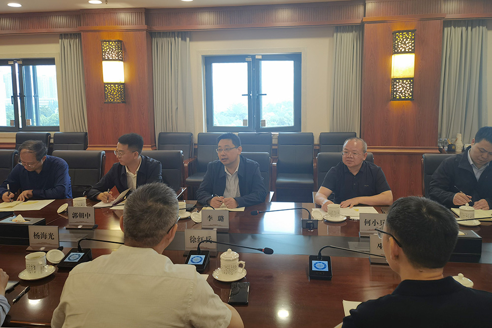 OyhQ_1747038312972088854.jpg 2.jpg