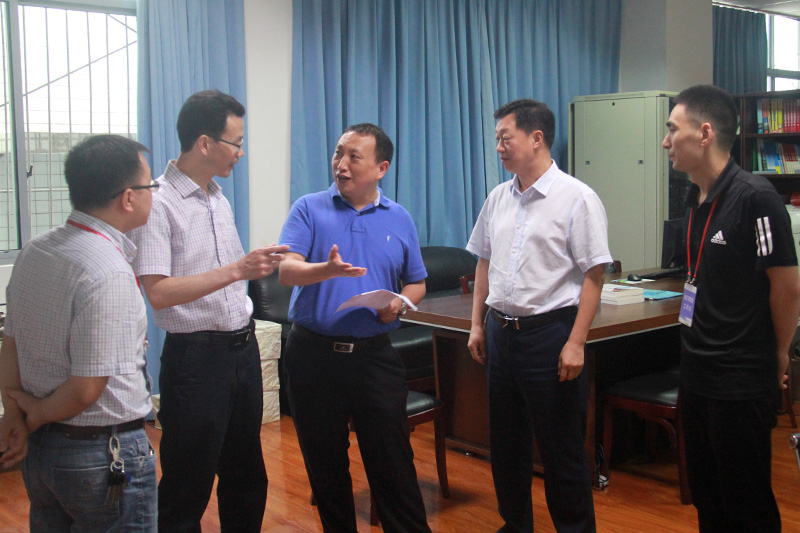 1530870196128019965.jpg 20180705hwjdyzsgz.jpg